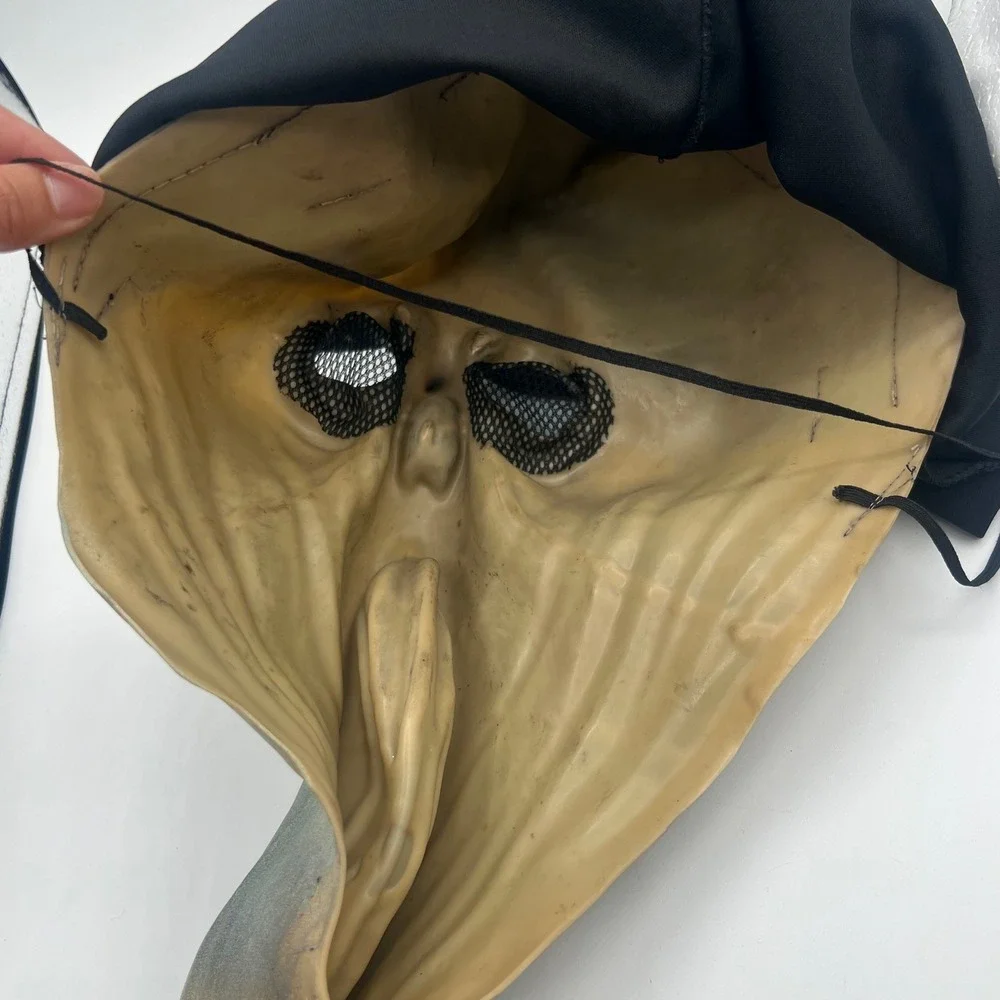 Vintage 1995 The Paper Magic Group Halloween Vinyl Ghoul Ghost Face Mask‎